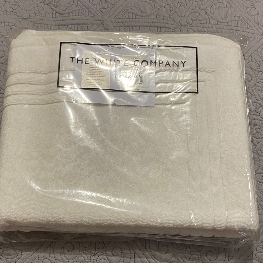 The White Company Elegant White Towels